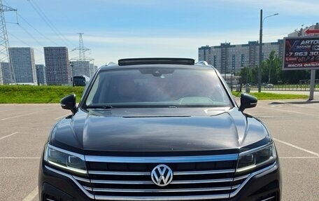 Volkswagen Touareg III, 2018 год, 4 030 000 рублей, 7 фотография