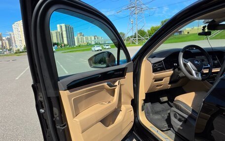 Volkswagen Touareg III, 2018 год, 4 030 000 рублей, 12 фотография