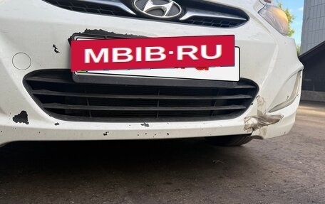 Hyundai Solaris II рестайлинг, 2011 год, 850 000 рублей, 2 фотография
