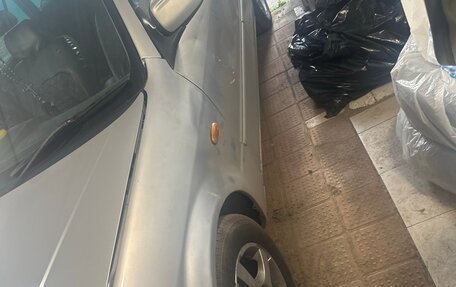 Mazda Familia, 2001 год, 250 000 рублей, 6 фотография