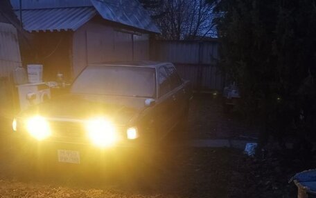 Toyota Crown, 1989 год, 700 000 рублей, 12 фотография