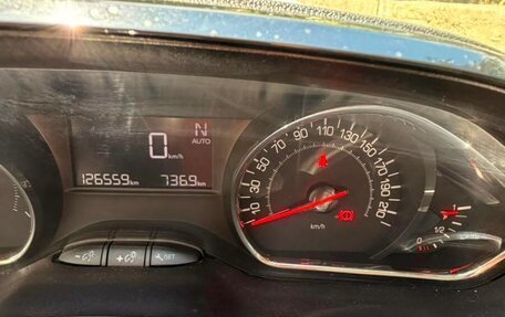 Peugeot 208 II, 2014 год, 670 000 рублей, 10 фотография