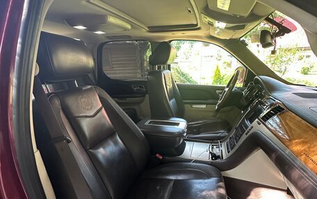 Cadillac Escalade III, 2011 год, 2 000 000 рублей, 8 фотография