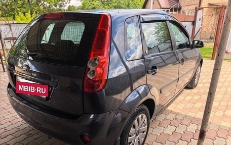 Ford Fiesta, 2007 год, 375 000 рублей, 2 фотография