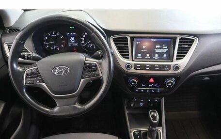 Hyundai Solaris II рестайлинг, 2019 год, 1 319 000 рублей, 8 фотография