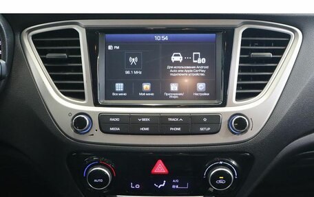 Hyundai Solaris II рестайлинг, 2019 год, 1 319 000 рублей, 10 фотография