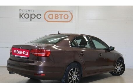 Volkswagen Jetta VI, 2015 год, 1 013 000 рублей, 3 фотография