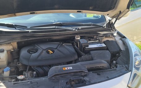 Hyundai i40 I рестайлинг, 2014 год, 1 200 000 рублей, 11 фотография