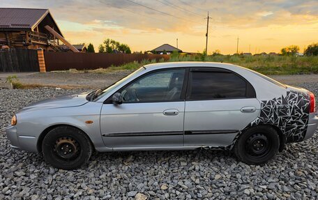 KIA Shuma II, 2002 год, 230 000 рублей, 2 фотография