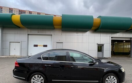 Volkswagen Passat B7, 2011 год, 1 190 000 рублей, 8 фотография