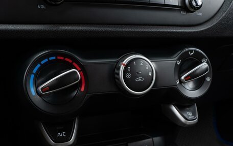 KIA Rio IV, 2017 год, 810 000 рублей, 16 фотография