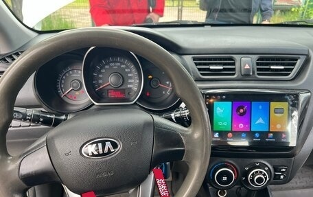 KIA Rio III рестайлинг, 2013 год, 690 000 рублей, 10 фотография