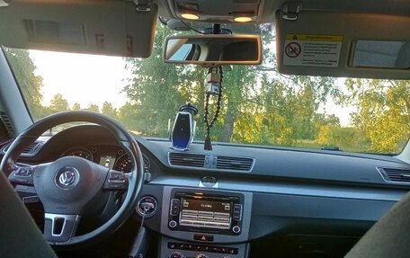 Volkswagen Passat B7, 2011 год, 890 000 рублей, 8 фотография