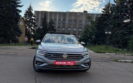Volkswagen Jetta VII, 2019 год, 1 950 000 рублей, 12 фотография