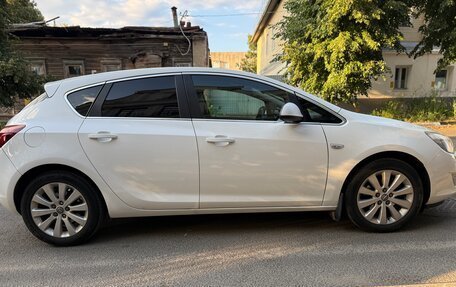 Opel Astra J, 2012 год, 600 000 рублей, 6 фотография