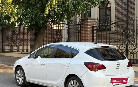 Opel Astra J, 2012 год, 600 000 рублей, 3 фотография
