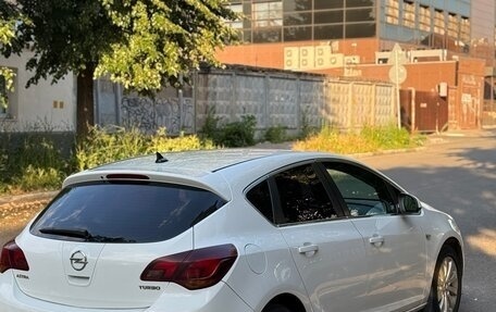 Opel Astra J, 2012 год, 600 000 рублей, 5 фотография