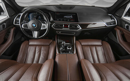 BMW X5, 2019 год, 7 300 000 рублей, 11 фотография