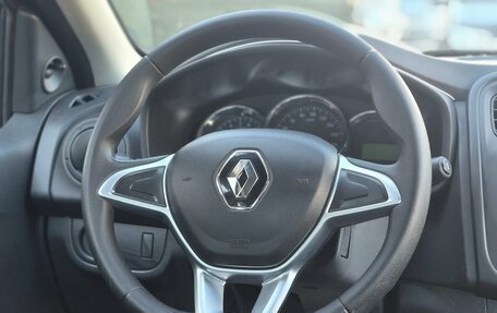 Renault Logan II, 2019 год, 719 000 рублей, 14 фотография