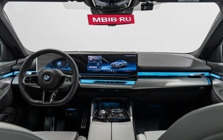 BMW 5 серия, 2026 год, 10 190 000 рублей, 15 фотография
