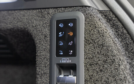 Land Rover Range Rover IV рестайлинг, 2026 год, 23 490 000 рублей, 28 фотография