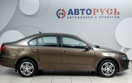 Volkswagen Jetta VI, 2012 год, 978 000 рублей, 5 фотография