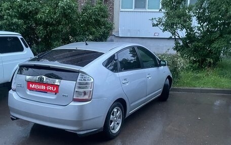 Toyota Prius, 2008 год, 595 000 рублей, 2 фотография