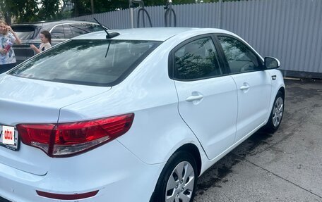 KIA Rio III рестайлинг, 2017 год, 1 400 000 рублей, 6 фотография