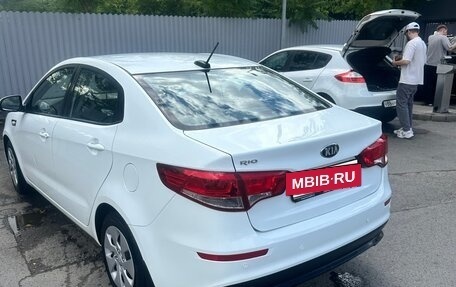KIA Rio III рестайлинг, 2017 год, 1 400 000 рублей, 4 фотография
