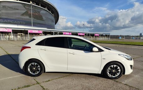 Hyundai i30 II рестайлинг, 2014 год, 910 000 рублей, 2 фотография