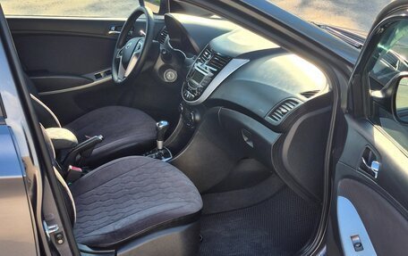 Hyundai Solaris II рестайлинг, 2012 год, 839 000 рублей, 13 фотография
