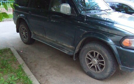 Mitsubishi Montero Sport, 2000 год, 800 000 рублей, 3 фотография