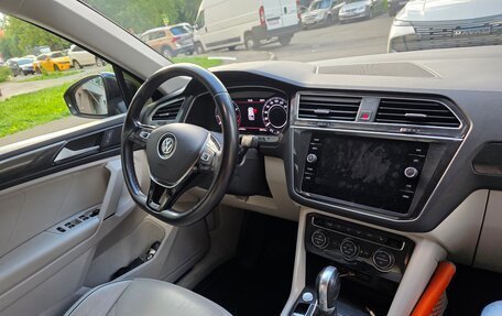 Volkswagen Tiguan II, 2017 год, 3 200 000 рублей, 5 фотография