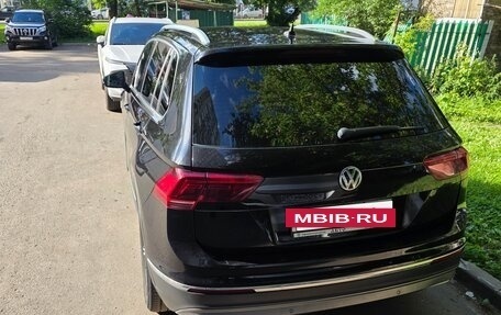 Volkswagen Tiguan II, 2017 год, 3 200 000 рублей, 12 фотография