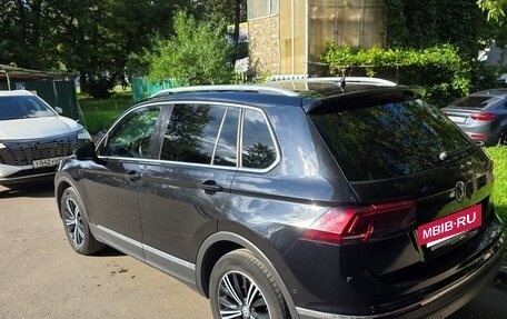 Volkswagen Tiguan II, 2017 год, 3 200 000 рублей, 13 фотография