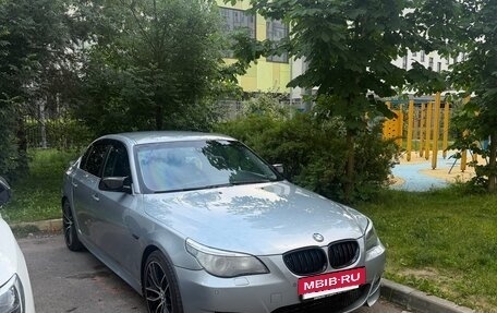 BMW 5 серия, 2005 год, 1 000 000 рублей, 3 фотография