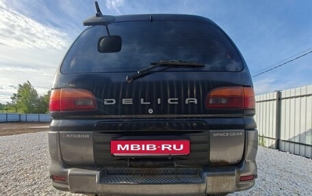 Mitsubishi Delica IV, 1997 год, 420 000 рублей, 5 фотография