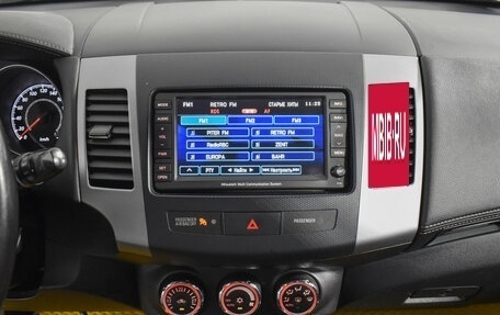 Mitsubishi Outlander III рестайлинг 3, 2011 год, 1 690 000 рублей, 17 фотография