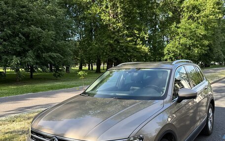 Volkswagen Tiguan II, 2017 год, 2 600 000 рублей, 1 фотография