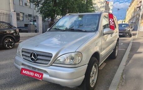 Mercedes-Benz M-Класс, 2000 год, 1 000 000 рублей, 1 фотография