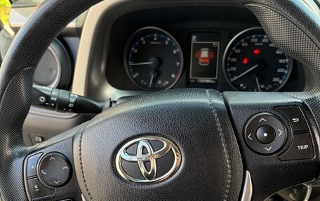 Toyota RAV4, 2016 год, 2 200 000 рублей, 11 фотография