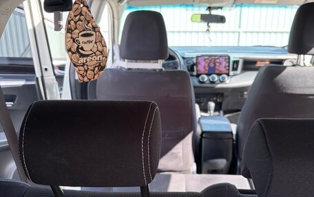 Toyota RAV4, 2016 год, 2 200 000 рублей, 16 фотография