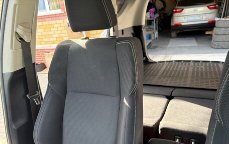 Toyota RAV4, 2016 год, 2 200 000 рублей, 20 фотография