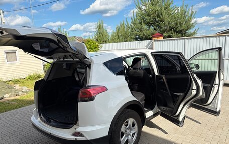 Toyota RAV4, 2016 год, 2 200 000 рублей, 28 фотография