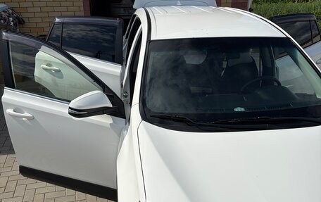 Toyota RAV4, 2016 год, 2 200 000 рублей, 30 фотография