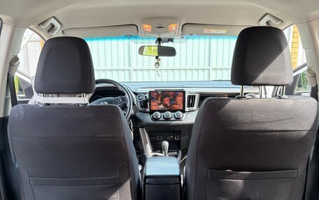 Toyota RAV4, 2016 год, 2 200 000 рублей, 32 фотография