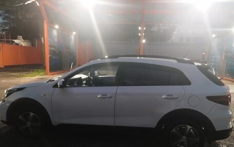 KIA Rio IV, 2022 год, 1 690 000 рублей, 10 фотография