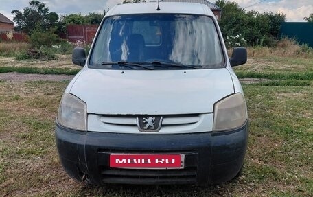 Peugeot Partner II рестайлинг 2, 2005 год, 300 000 рублей, 1 фотография