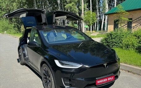 Tesla Model X I, 2020 год, 5 500 000 рублей, 1 фотография