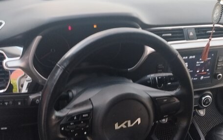 KIA Rio IV, 2022 год, 1 690 000 рублей, 29 фотография